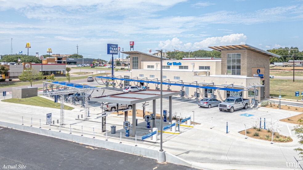 More Photos Of 3112 Regency Ln, Denison Carwash For Sale