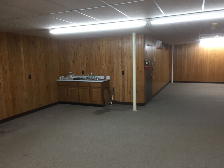 More Photos Of 216 W Chicago St, Jonesville Office For Sale
