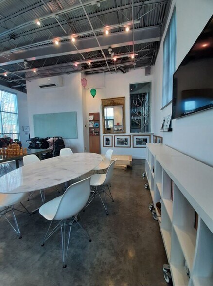 More Photos Of 10 Marshall St, Norwalk Loft Creative Space For Sale