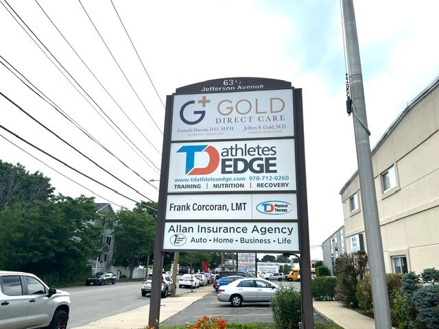 More Photos Of 63 1/2 Jefferson Ave, Salem Office For Lease