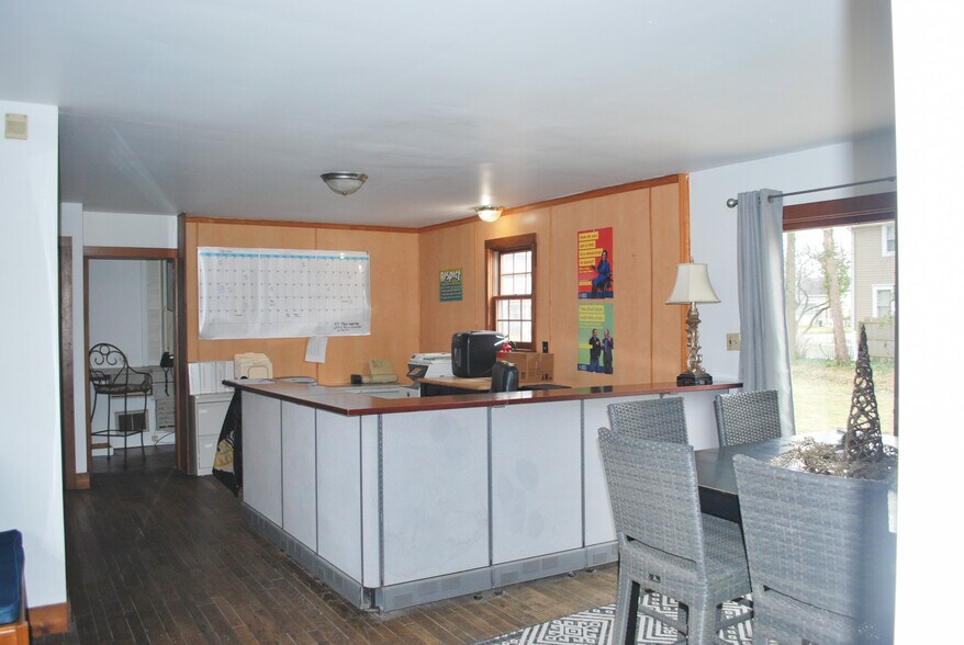 More Photos Of 935 S Ironwood Dr, South Bend Office For Sale