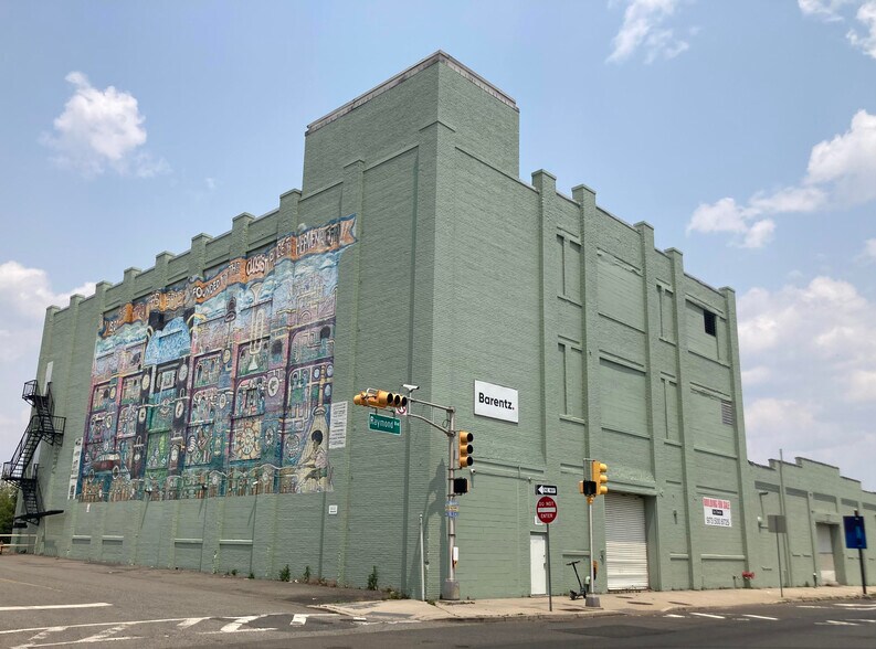 More Photos Of 529-545 Raymond Blvd, Newark Warehouse For Sale