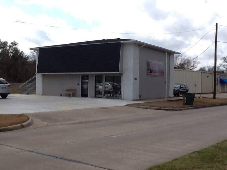 Primary Photo Of 7985 Phelan Blvd, Beaumont Freestanding For Sale