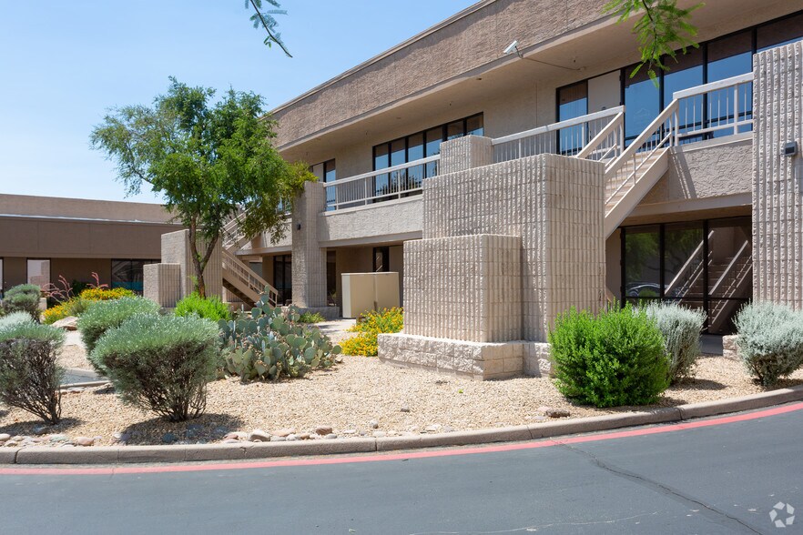 More Photos Of 8260 E Raintree Dr, Scottsdale Warehouse For Lease