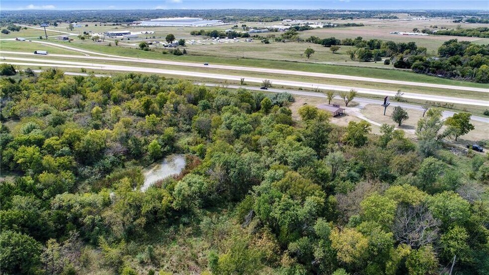 More Photos Of 19909 Indian Meridian Rd, Pauls Valley Storefront For Sale