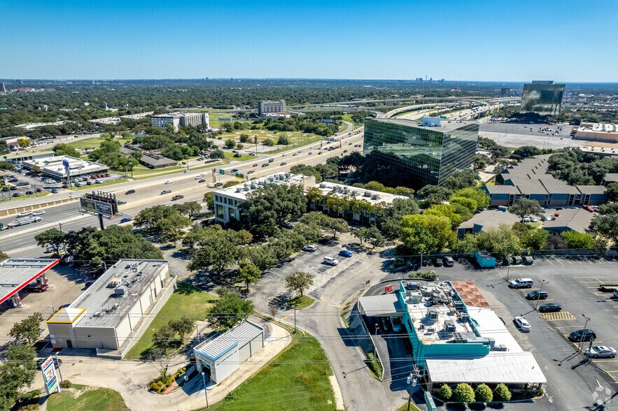 7900 Callaghan Rd, San Antonio, TX 78229 Office For Lease