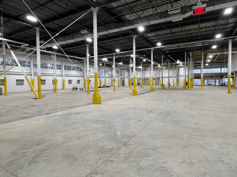 More Photos Of 355 Maple Ave, Harleysville Manufacturing For Lease