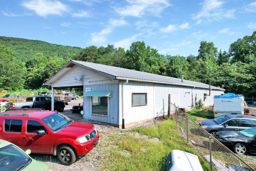 More Photos Of 410 Depot St, Soddy-Daisy Auto Repair For Sale