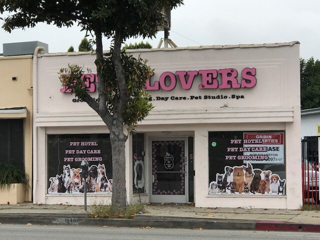 More Photos Of 18410-18416 Ventura Blvd, Tarzana Storefront For Sale