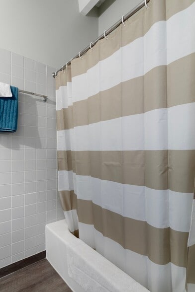 More Photos Of 5565 E Silver Springs Blvd, Silver Springs Hotel For Sale