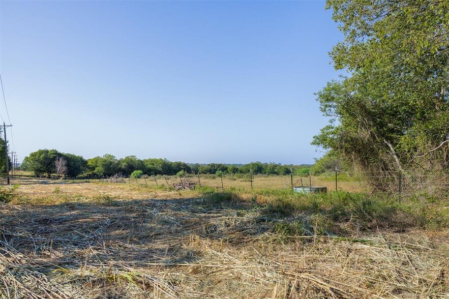More Photos Of 5555 US Highway 183, Lockhart Land For Sale