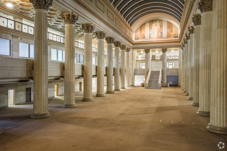 More Photos Of 925 Euclid Ave, Cleveland Office For Sale