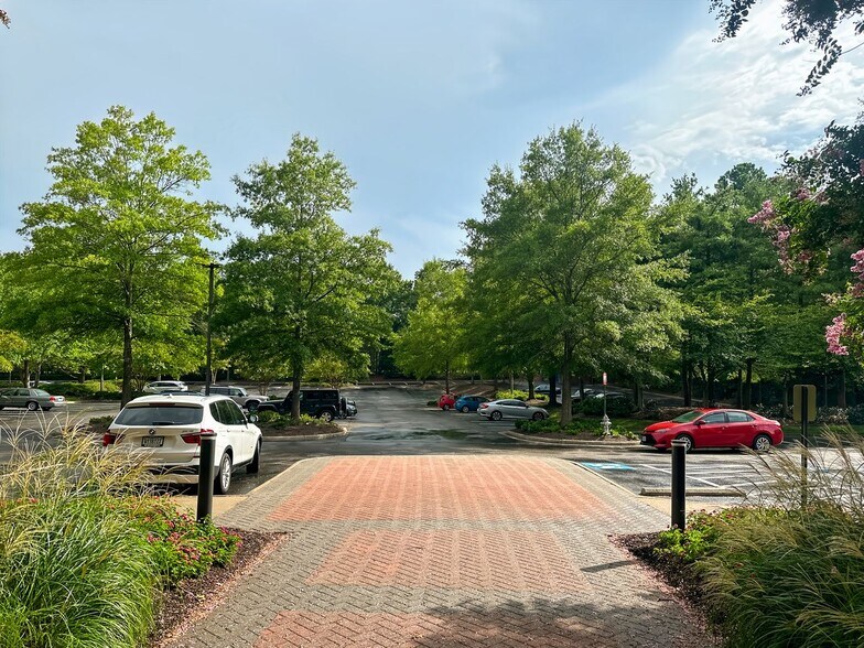 More Photos Of 4870 Sadler Rd, Glen Allen Coworking Space