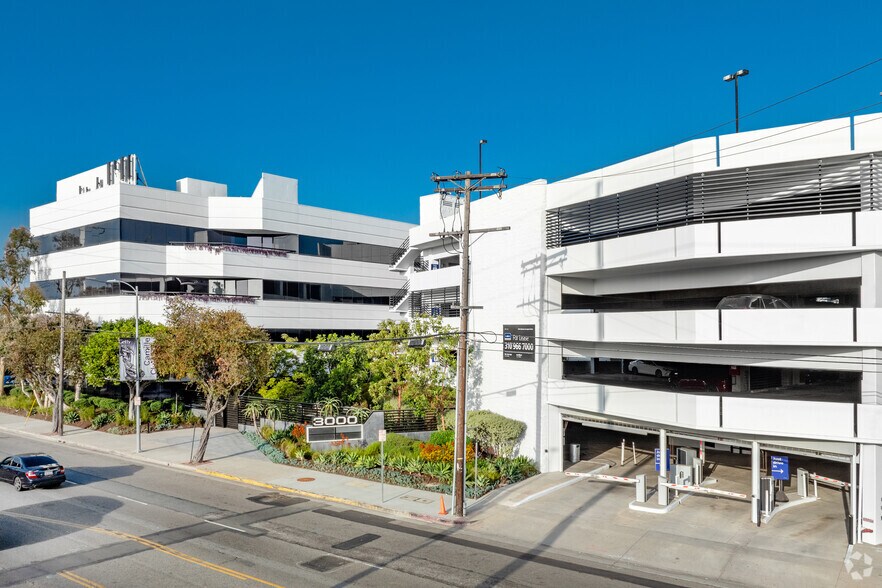 More Photos Of 3000 S Robertson Blvd, Los Angeles Loft Creative Space For Sale