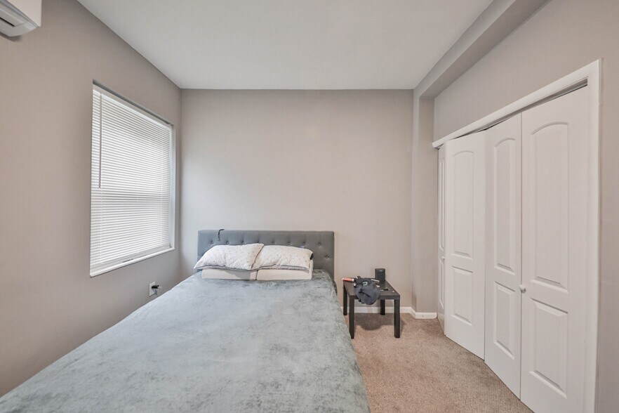 More Photos Of 123 N 2nd St, Easton Apartments For Sale
