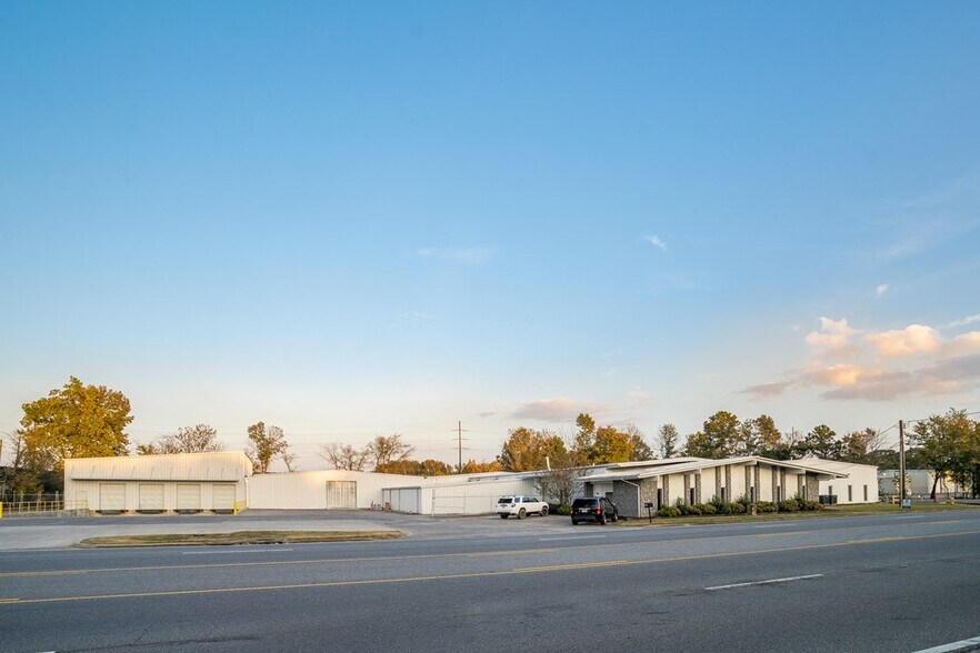 More Photos Of 1803 Abutment Rd, Dalton Warehouse For Sale