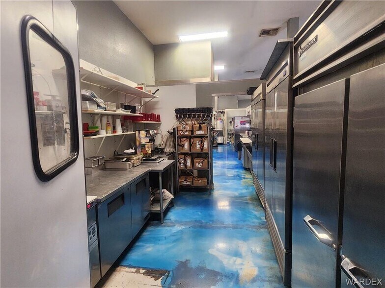 More Photos Of 165 Bradley Bay Dr, Meadview Restaurant For Lease