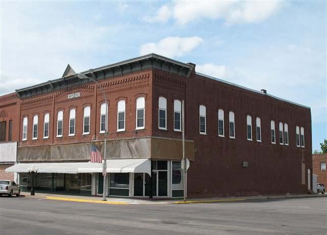 Primary Photo Of 148-150 Central Ave, Long Prairie Storefront Retail Residential For Lease