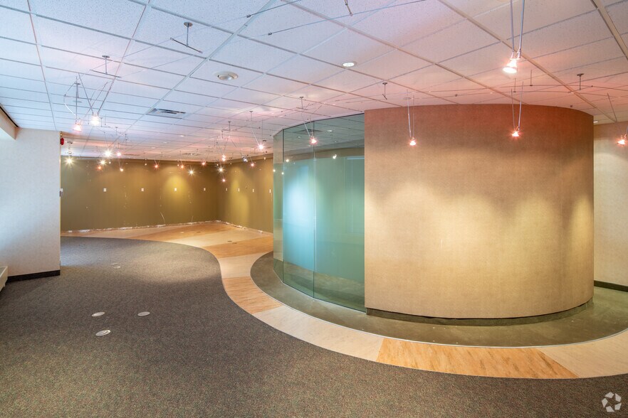 More Photos Of 111 Grangeway Ave, Toronto Office For Lease