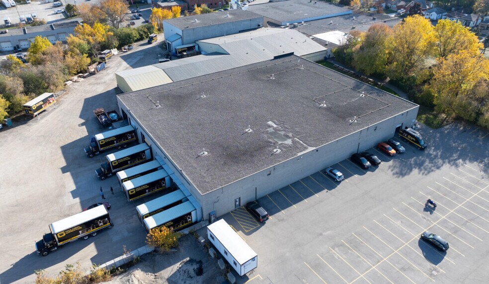More Photos Of 888 Guelph St, Kitchener Manufacturing For Lease