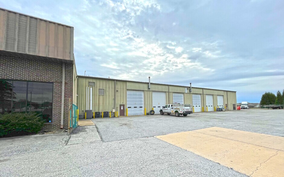 More Photos Of ,  Unknown For Sale