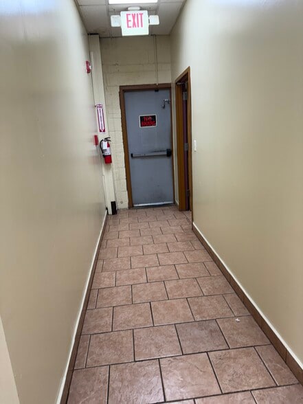 More Photos Of 4243 Frankford Ave, Philadelphia Office For Sale