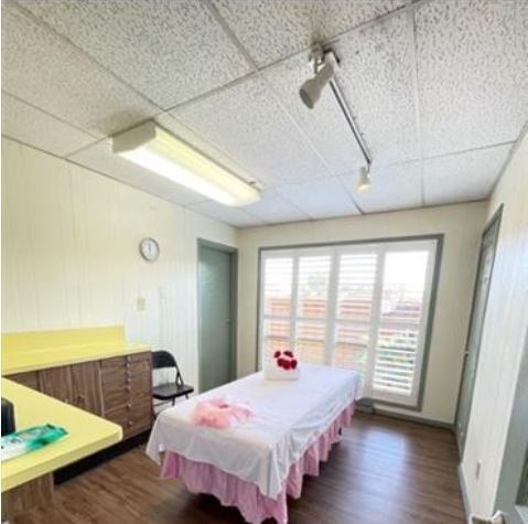 More Photos Of 1204 Cottonwood St, Woodland Office For Sale