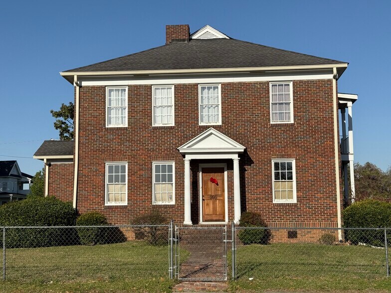 Primary Photo Of 205 Elliott St, Orangeburg Office Residential For Lease