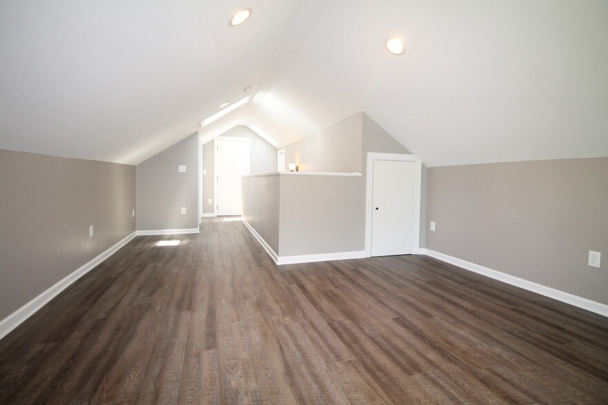 More Photos Of 430 Adams St, Paducah Apartments For Sale