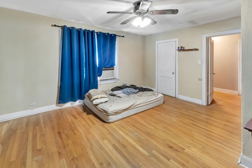 More Photos Of 1005 Macarthur St, Victoria Apartments For Sale