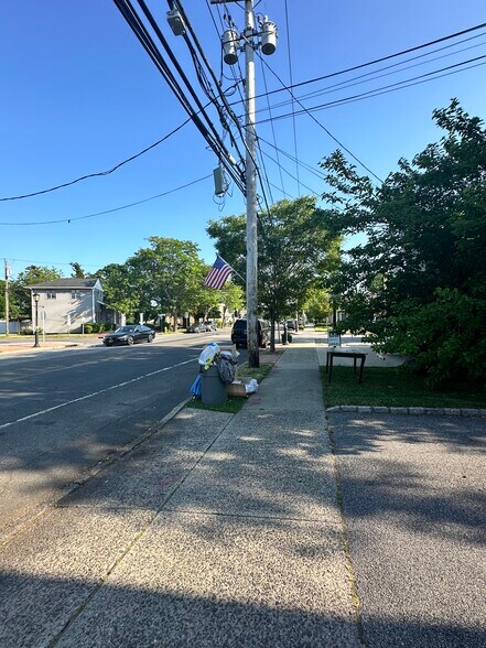 More Photos Of 166 Higbie Ln, West Islip Storefront Retail Office For Lease