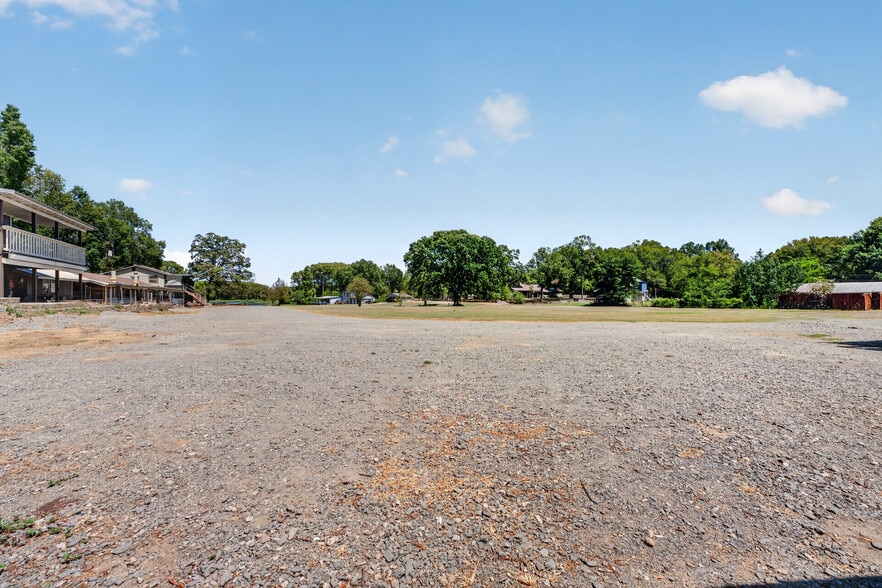 More Photos Of 505 Bub Hayner Rd, Karnack Apartments For Sale