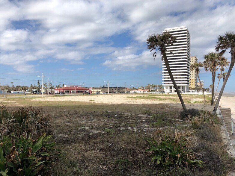 More Photos Of 2000 N Atlantic Ave, Daytona Beach Land For Sale
