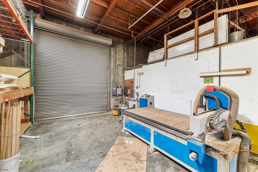 More Photos Of 283-299 Harbor Way, South San Francisco Warehouse For Lease