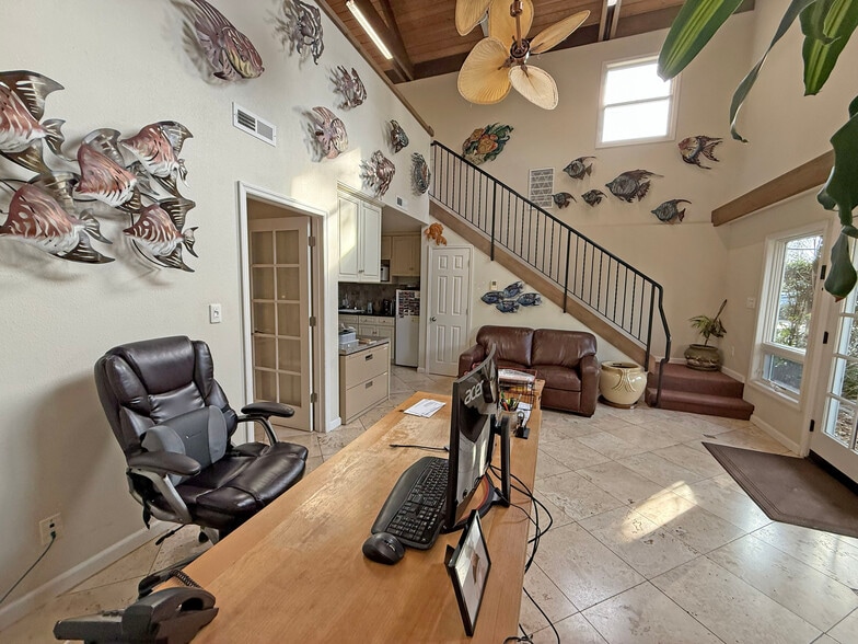 More Photos Of 1025 5th St, Novato Office For Sale