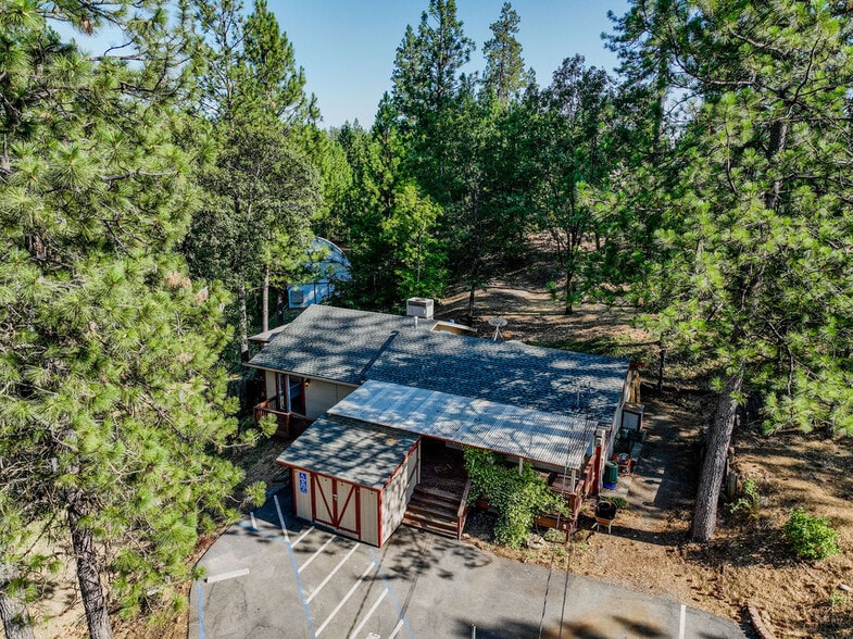 More Photos Of 15386 Little Valley Rd, Grass Valley Freestanding For Sale