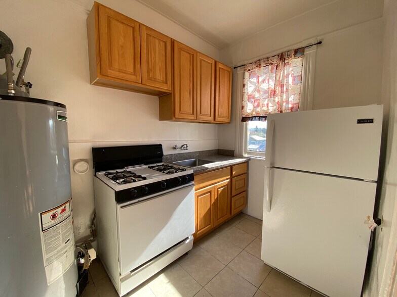 More Photos Of 630 York, Vallejo Apartments For Sale