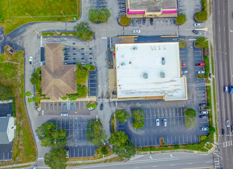 More Photos Of 1080 Keene Rd, Dunedin Bank For Sale