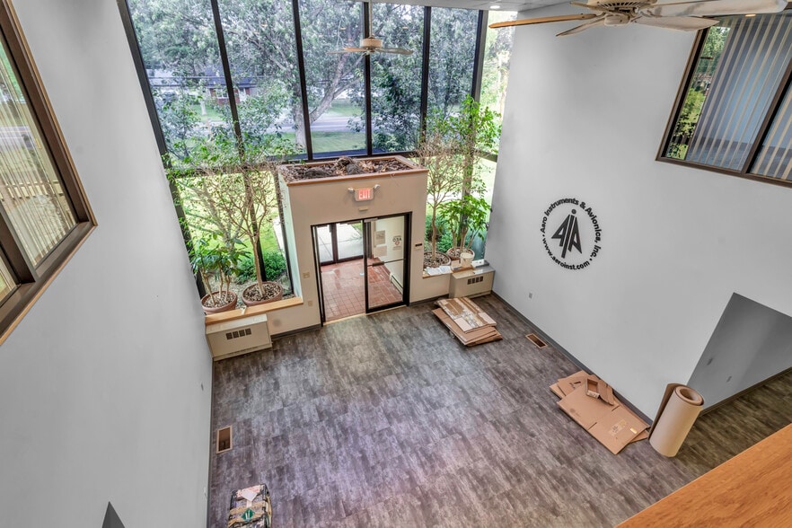 More Photos Of 7290 Nash Rd, North Tonawanda Showroom For Sale