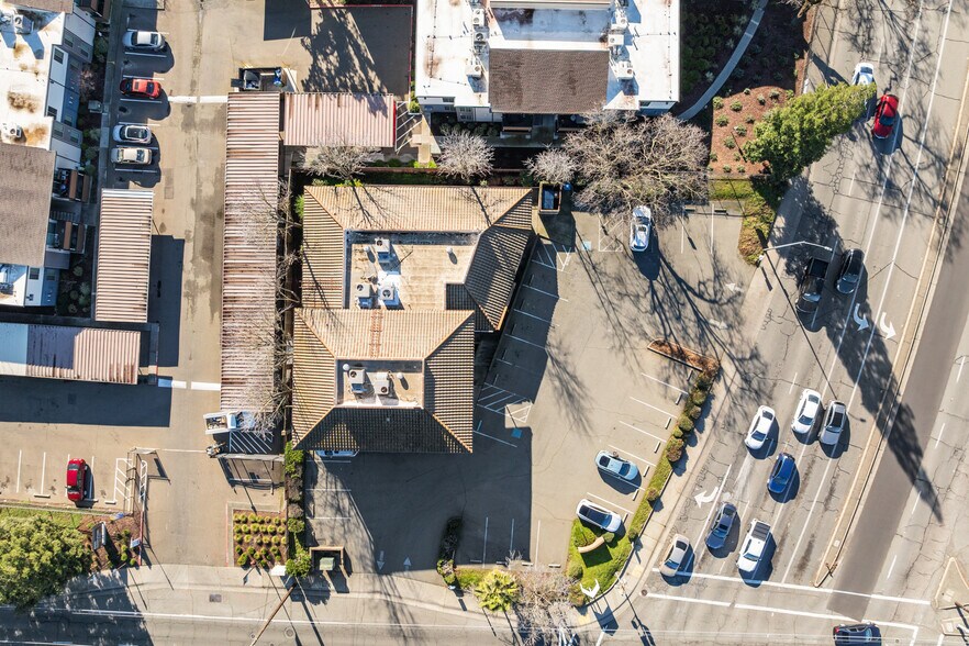 More Photos Of 5500 Madison Ave, Sacramento Office For Lease