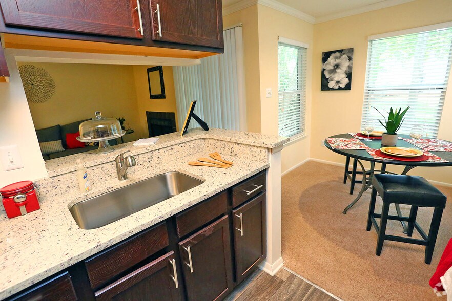 More Photos Of 3001 Reflections Way, Virginia Beach Apartments For Sale