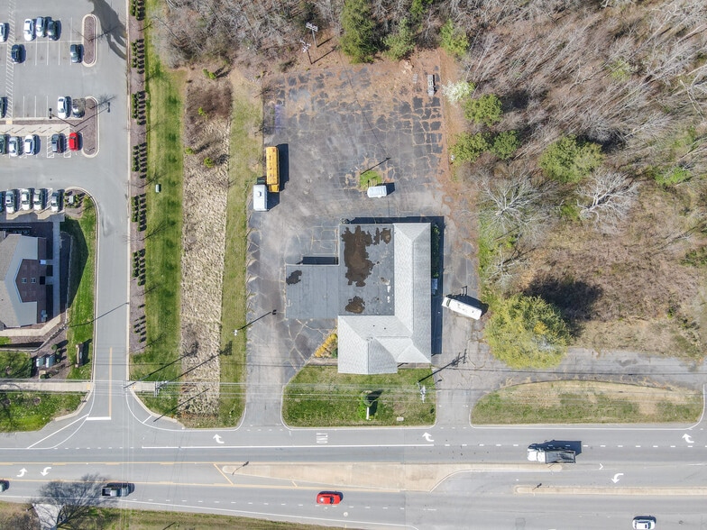 More Photos Of 16601 Old Statesville Rd, Huntersville Storefront Retail Office For Sale