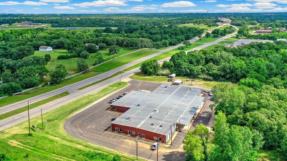 More Photos Of 4006 Texoma Pky, Denison General Retail For Sale
