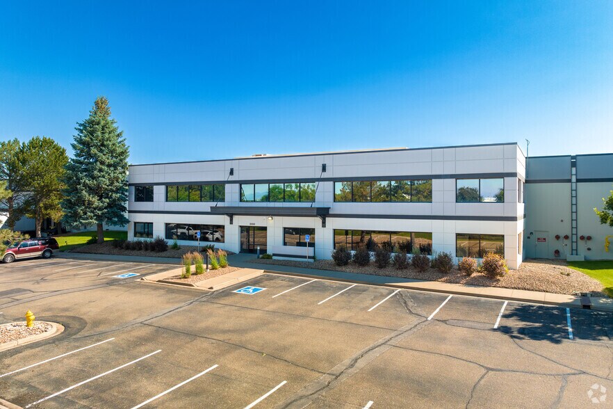 More Photos Of 3550 Odessa Way, Aurora Manufacturing For Lease