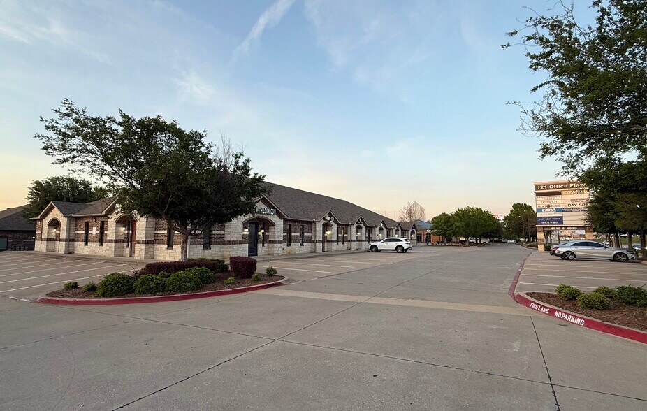More Photos Of 4815 State Highway 121, The Colony Medical For Sale