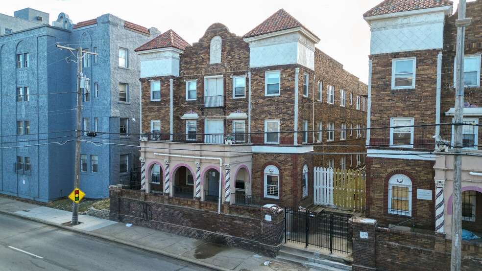 Primary Photo Of , Kansas City Multifamily For Sale