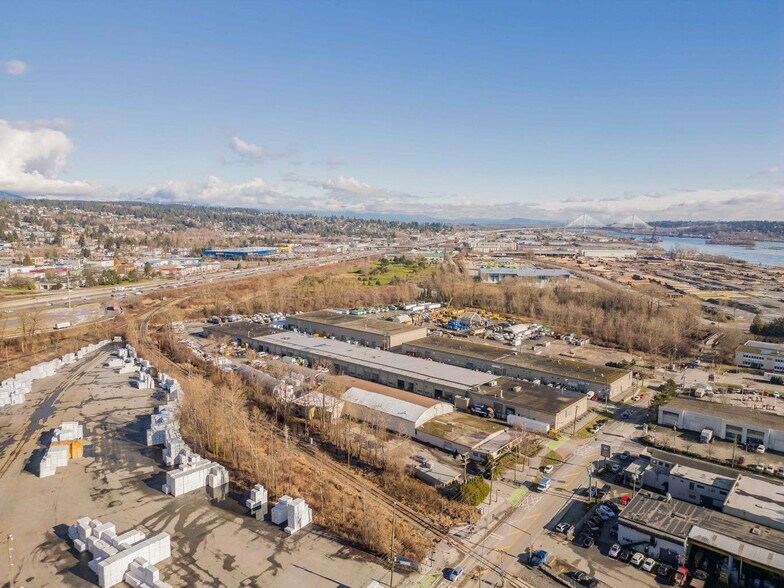 More Photos Of 21-63 Braid St, New Westminster Warehouse For Lease