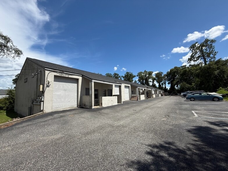 Primary Photo Of 3740 NE 40th Pl, Ocala Warehouse For Lease