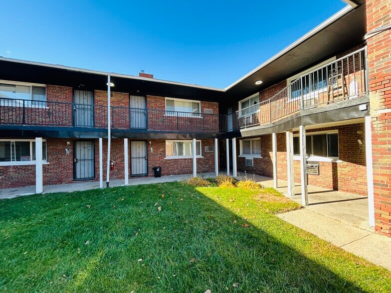 More Photos Of 15211 Fenkell St, Detroit Apartments For Sale