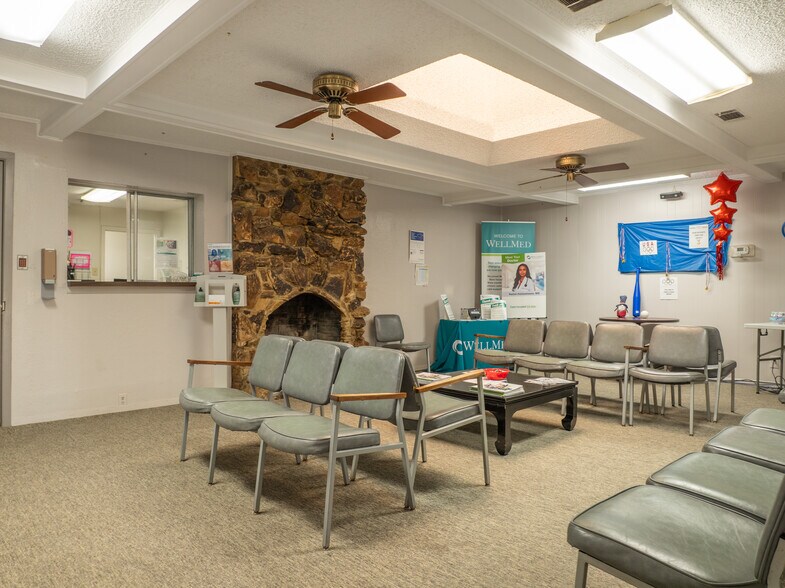 More Photos Of 2306 Ridge Rd, Rockwall Medical For Sale